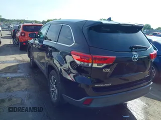 2017 Toyota Highlander XLE with VIN 5TDJZRFH3HS417049, listed as a IAAI auction lot 42535954 with 136,639 mi miles and . Bid and sale history available at DreamBid. Image 3.