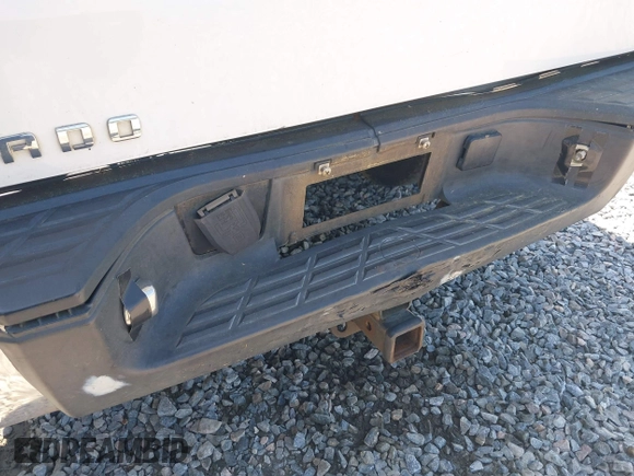 2008 Chevrolet Silverado 1500 Work Truck with VIN 2GCEC13C181132693, listed as a IAAI auction lot 41994372 with 279,032 mi miles and . Bid and sale history available at DreamBid. Image 6.