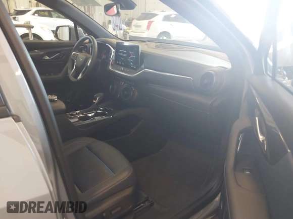 2024 Chevrolet Blazer RS with VIN 3GNKBKRS5RS132834, listed as a IAAI auction lot 42550700 with 26,394 mi miles and . Bid and sale history available at DreamBid. Image 5.