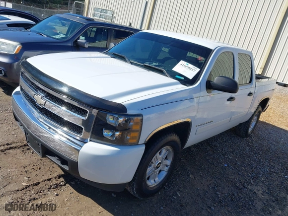 2008 Chevrolet Silverado 1500 LT w/1LT with VIN 3GCEK13J18G236402, listed as a IAAI auction lot 41659037 with 206,368 mi miles. Bid and sale history available at carsss.com. Image 17.