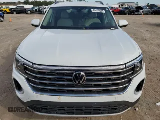 2024 Volkswagen Atlas SE with VIN 1V2DR2CA1RC533959, listed as a Copart auction lot 86839684 with 5,733 mi miles and Salvage title. Bid and sale history available at DreamBid. Image 5.