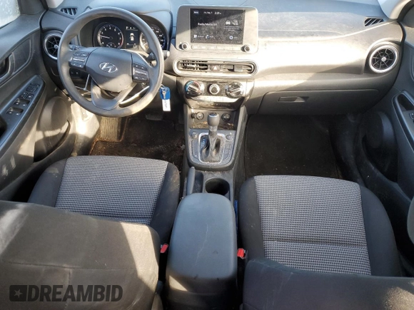 2022 Hyundai Kona SE with VIN KM8K2CAB5NU768606, listed as a Copart auction lot 43976075 with 73,079 mi miles and Salvage Title. Bid and sale history available at carsss.com. Image 8.