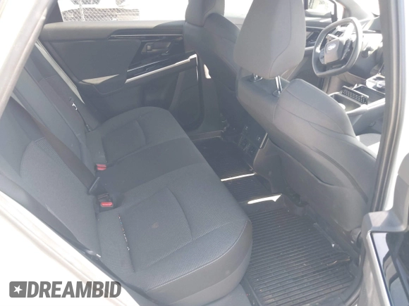 2024 Subaru Solterra Premium z VIN JTMABABA5RA068246, wystawiony jako IAAI lot #41825759 z przebiegiem 5419 mil mil oraz . Historia ofert i sprzedaży dostępna na DreamBid. Obrazek 8.