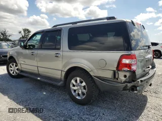 2008 Ford Expedition Max SSV with VIN 1FMFK15588LA64923, listed as a Copart auction lot 60997435 with 223,446 mi miles and Salvage title. Bid and sale history available at DreamBid. Image 3.