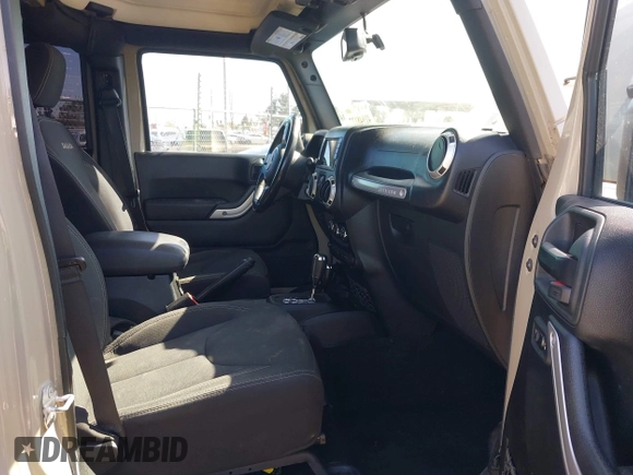 2017 Jeep Wrangler Unlimited Sahara with VIN 1C4BJWEG1HL746854, listed as a IAAI auction lot 41948127 with 97,730 mi miles. Bid and sale history available at carsss.com. Image 5.