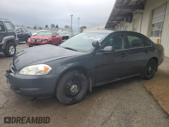 2013 Chevrolet Impala Police with VIN 2G1WD5E31D1261736, listed as a Copart auction lot 80208044 with 55,555 mi miles and Clean Title. Bid and sale history available at carsss.com. Image 1.