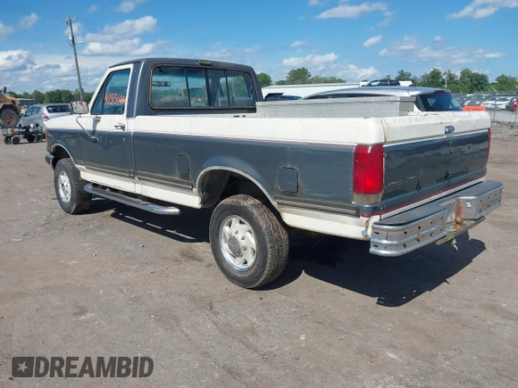 1989 Ford F-250 with VIN 1FTEF26Y2KNB61498, listed as a IAAI auction lot 42551001 with 50,222 mi miles and . Bid and sale history available at DreamBid. Image 3.