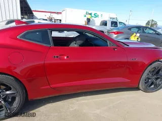 2021 Chevrolet Camaro 1SS with VIN 1G1FE1R79M0141925, listed as a IAAI auction lot 41625935 with 22,833 mi miles. Bid and sale history available at carsss.com. Image 14.