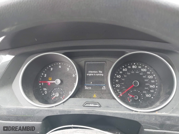 2021 Volkswagen Tiguan S with VIN 3VV0B7AX5MM071469, listed as a IAAI auction lot 41716496 with 38,213 mi miles. Bid and sale history available at carsss.com. Image 7.