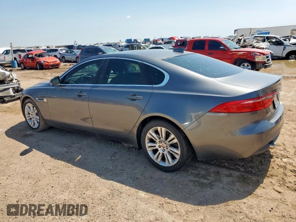 2017 Jaguar XF 35t Premium z VIN SAJBD4BVXHCY30235, wystawiony jako Copart lot #59047575 z przebiegiem 72 178 mil mil oraz Czysty tytuł • Clean title. Historia ofert i sprzedaży dostępna na DreamBid. Obrazek 2.