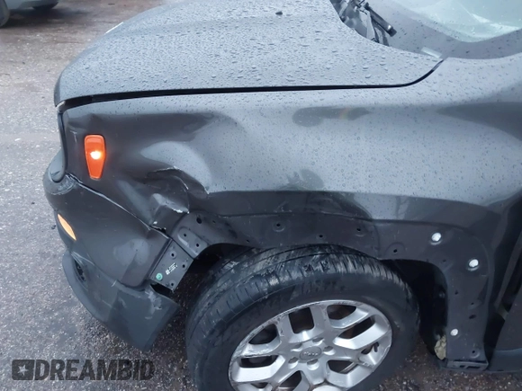 2017 Jeep Renegade Latitude with VIN ZACCJABB8HPF94423, listed as a IAAI auction lot 41272052 with 124,239 mi miles and . Bid and sale history available at DreamBid. Image 6.