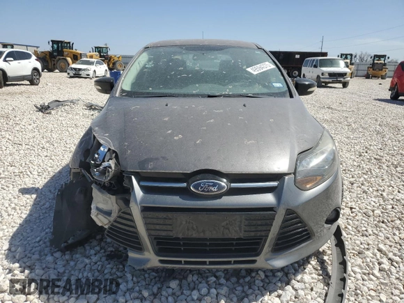 2013 Ford Focus SE with VIN 1FADP3K27DL263111, listed as a Copart auction lot 49594375 with 38,998 mi miles and Salvage Title. Bid and sale history available at carsss.com. Image 5.
