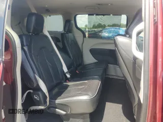 2017 Chrysler Pacifica Limited z VIN 2C4RC1GG9HR803866, wystawiony jako Copart lot #58825685 z przebiegiem 90 872 mil mil oraz Szkoda całkowita • Salvage title. Historia ofert i sprzedaży dostępna na DreamBid. Obrazek 11.