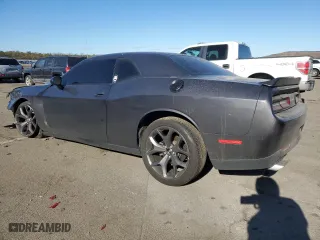 2019 Dodge Challenger R/T with VIN 2C3CDZBT6KH538959, listed as a Copart auction lot 42774535 with 43,601 mi miles and Salvage Title. Bid and sale history available at carsss.com. Image 2.