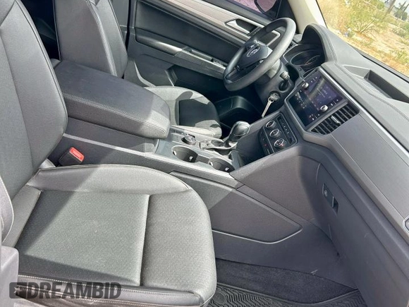2018 Volkswagen Atlas Launch Edition с VIN 1V2HR2CA1JC512146, выставлен на аукционе Copart как лот 65648045 с пробегом 21 545 миль миль и Чистый • Clean title. История ставок и продаж доступна на DreamBid. Изображение 5.