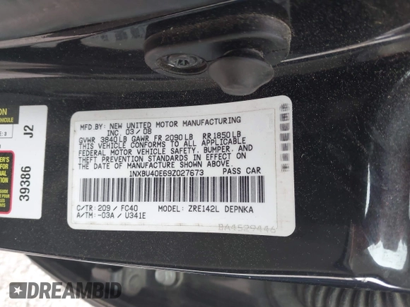 2009 Toyota Corolla with VIN 1NXBU40E69Z027673, listed as a IAAI auction lot 41882106 with 168,313 mi miles. Bid and sale history available at carsss.com. Image 9.