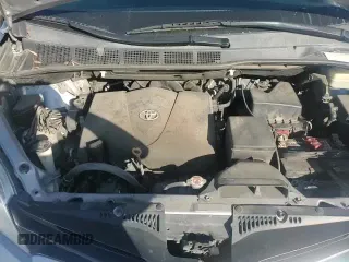 2018 Toyota Sienna L with VIN 5TDZZ3DC4JS925902, listed as a Copart auction lot 85373474 with 109,250 mi miles and Salvage title. Bid and sale history available at DreamBid. Image 15.