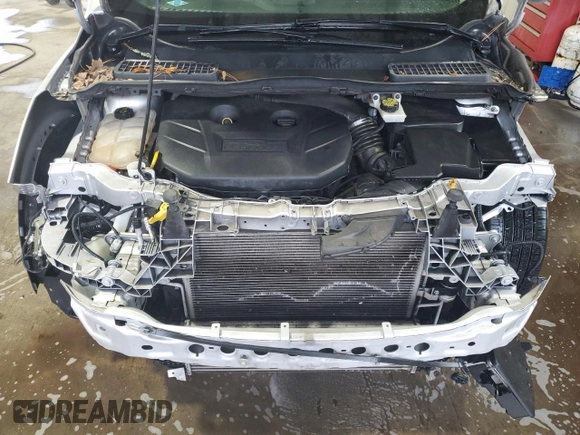 2014 Ford Escape Titanium с VIN 1FMCU0J98EUA35069, выставлен на аукционе Copart как лот 58369635 с пробегом 92 323 миль миль и Списание • Salvage title. История ставок и продаж доступна на DreamBid. Изображение 12.
