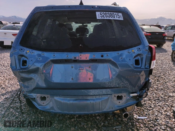 2024 Subaru Forester Limited with VIN JF2SKALC7RH450839, listed as a Copart auction lot 52038015 with 8,821 mi miles and Salvage Title. Bid and sale history available at carsss.com. Image 6.