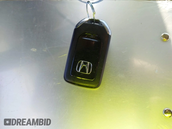 2014 Honda Odyssey EX-L with VIN 5FNRL5H66EB099792, listed as a IAAI auction lot 42160220 with 160,852 mi miles and . Bid and sale history available at carsss.com. Image 11.