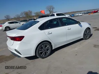 2024 Kia Forte LX with VIN 3KPF24AD5RE750446, listed as a IAAI auction lot 42024978 with 20,263 mi miles. Bid and sale history available at carsss.com. Image 4.