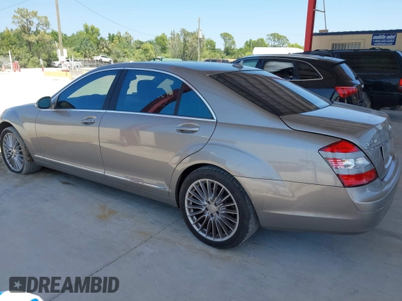 2008 Mercedes-Benz S 550 with VIN WDDNG71X98A232419, listed as a IAAI auction lot 42067244 with 140,192 mi miles and . Bid and sale history available at DreamBid. Image 15.
