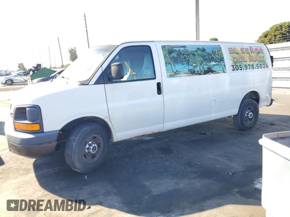 2012 GMC Savana Cargo Van with VIN 1GTW7GCA7C1900265, listed as a Copart auction lot 88016385 with 234,049 mi miles and Salvage Title. Bid and sale history available at carsss.com. Image 1.