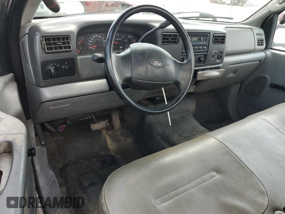 2004 Ford F-250 z VIN 1FDNF20L24ED29183, wystawiony jako Copart lot #61959525 z przebiegiem 217 046 mil mil oraz Szkoda całkowita • Salvage title. Historia ofert i sprzedaży dostępna na DreamBid. Obrazek 8.