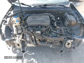 2017 Volkswagen Passat S z VIN 1VWAT7A37HC069014, wystawiony jako IAAI lot #41967310 z przebiegiem 109 266 mil mil oraz . Historia ofert i sprzedaży dostępna na DreamBid. Obrazek 10.