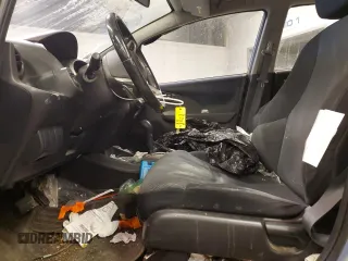 2010 Honda Fit Sport with VIN JHMGE8H42AC023154, listed as a Copart auction lot 42262615 with 104,928 mi miles and Salvage Title. Bid and sale history available at carsss.com. Image 7.