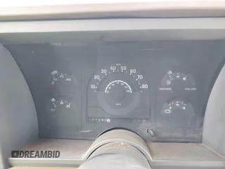 1989 GMC Sierra 2500 z VIN 1GTGK24K3KE532638, wystawiony jako IAAI lot #41830554 z przebiegiem 177 390 mil mil oraz . Historia ofert i sprzedaży dostępna na DreamBid. Obrazek 7.
