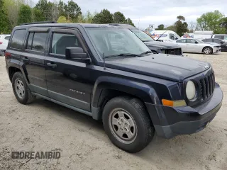 2011 Jeep Patriot Sport with VIN 1J4NT1GAXBD151077, listed as a Copart auction lot 51046575 with 91,828 mi miles and Clean Title. Bid and sale history available at carsss.com. Image 4.