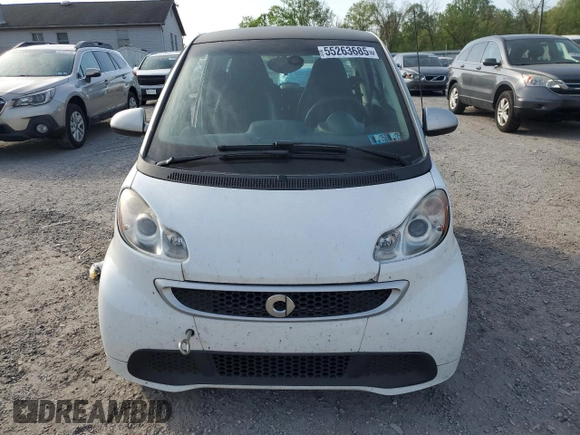 2015 Smart fortwo Passion with VIN WMEEJ3BA2FK806270, listed as a Copart auction lot 55263685 with 118,602 mi miles and Clean Title. Bid and sale history available at carsss.com. Image 5.
