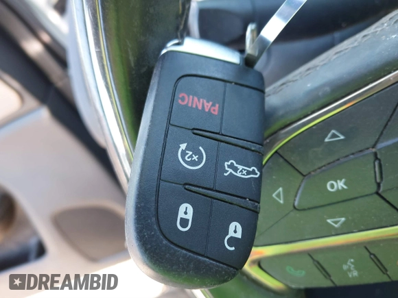 2015 Chrysler 200 C with VIN 1C3CCCCB9FN564247, listed as a IAAI auction lot 41796137 with 160,143 mi miles. Bid and sale history available at carsss.com. Image 11.
