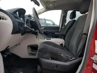 2016 Dodge Grand Caravan SXT with VIN 2C4RDGCG7GR201679, listed as a Copart auction lot 83384084 with 117,620 mi miles and Salvage Title. Bid and sale history available at DreamBid. Image 7.