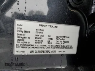 2025 Tesla Model Y Long Range with VIN 7SAYGAEE3SF216635, listed as a Copart auction lot 44614555 with 400 mi miles and Salvage Title. Bid and sale history available at DreamBid. Image 14.
