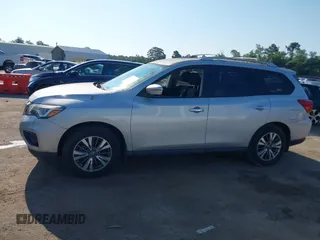 2017 Nissan Pathfinder Platinum with VIN 5N1DR2MN7HC621847, listed as a IAAI auction lot 42627275 with 108,348 mi miles and . Bid and sale history available at DreamBid. Image 14.