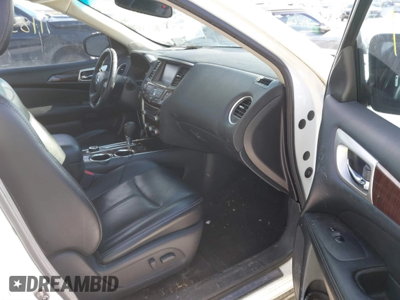 2014 Nissan Pathfinder S z VIN 5N1AR2MM1EC714966, wystawiony jako IAAI lot #41333651 z przebiegiem 118 542 mil mil oraz . Historia ofert i sprzedaży dostępna na DreamBid. Obrazek 5.