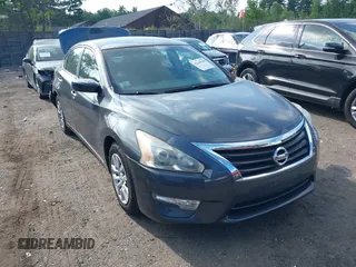 2013 Nissan Altima SV with VIN 1N4AL3AP2DC909666, listed as a IAAI auction lot 42648160 with 70,048 mi miles and . Bid and sale history available at DreamBid. Image 1.