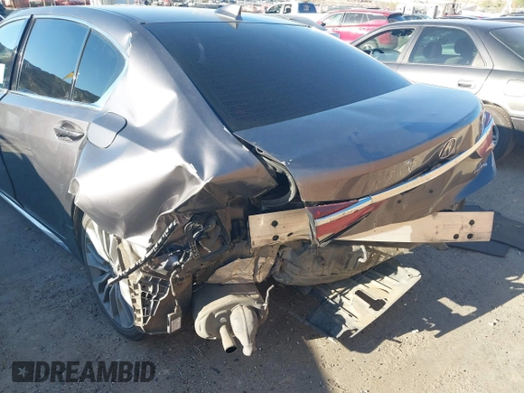 2018 Acura RLX Technology with VIN JH4KC1F52JC000458, listed as a IAAI auction lot 41613731 with 80,839 mi miles and . Bid and sale history available at DreamBid. Image 6.
