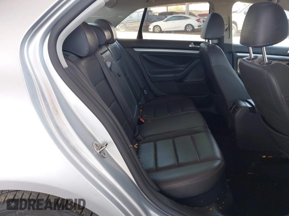 2007 Volkswagen Jetta Wolfsburg Edition with VIN 3VWEF71K67M141186, listed as a IAAI auction lot 42481574 with 199,744 mi miles and . Bid and sale history available at DreamBid. Image 8.