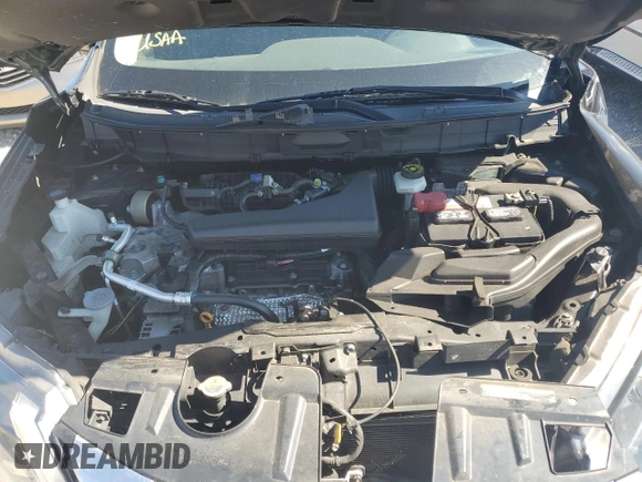 2018 Nissan Rogue SV z VIN KNMAT2MV8JP581561, wystawiony jako Copart lot #47267945 z przebiegiem 105 130 mil mil oraz Szkoda całkowita • Salvage title. Historia ofert i sprzedaży dostępna na DreamBid. Obrazek 12.