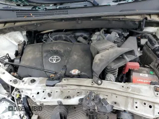 2019 Toyota Highlander Limited with VIN 5TDDZRFH7KS968833, listed as a Copart auction lot 54575595 with 125,176 mi miles and Salvage title. Bid and sale history available at DreamBid. Image 11.
