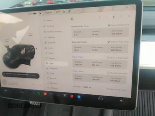 2022 Tesla Model Y Performance with VIN 7SAYGDEF6NF530388, listed as a IAAI auction lot 39253462 with 21,393 mi miles and . Bid and sale history available at DreamBid. Image 17.