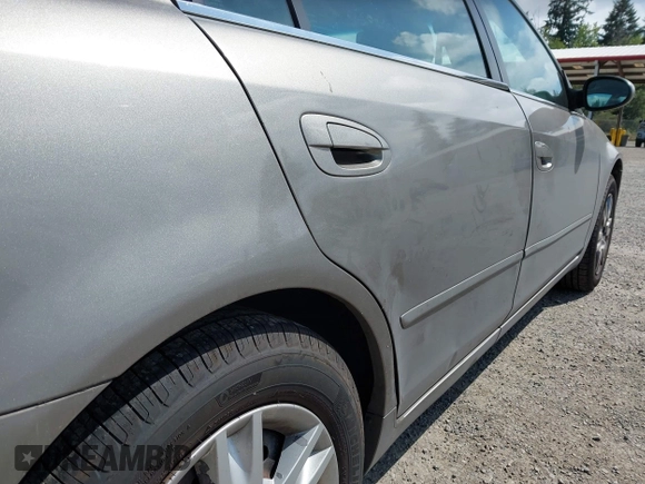 2005 Nissan Altima S with VIN 1N4AL11D75C372806, listed as a IAAI auction lot 42731445 with 158,925 mi miles and . Bid and sale history available at DreamBid. Image 15.
