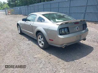 2009 Ford Mustang GT with VIN 1ZVHT82H095133740, listed as a IAAI auction lot 42637708 with 135,521 mi miles and . Bid and sale history available at DreamBid. Image 3.