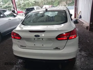 2016 Ford Focus SE с VIN 1FADP3F22GL211156, выставлен на аукционе IAAI как лот 42502613 с пробегом 121 224 миль миль и . История ставок и продаж доступна на DreamBid. Изображение 16.