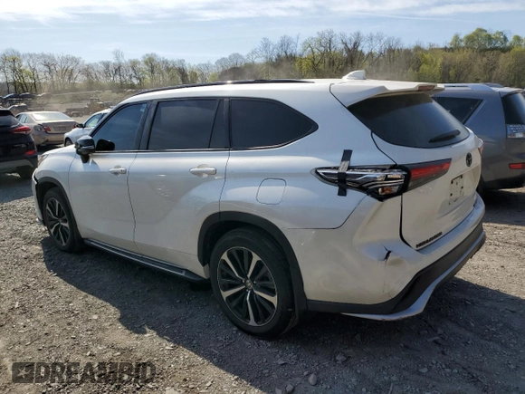 2021 Toyota Highlander XSE with VIN 5TDJZRBHXMS088799, listed as a Copart auction lot 53942365 with 25,172 mi miles and Non repairable. Bid and sale history available at DreamBid. Image 2.