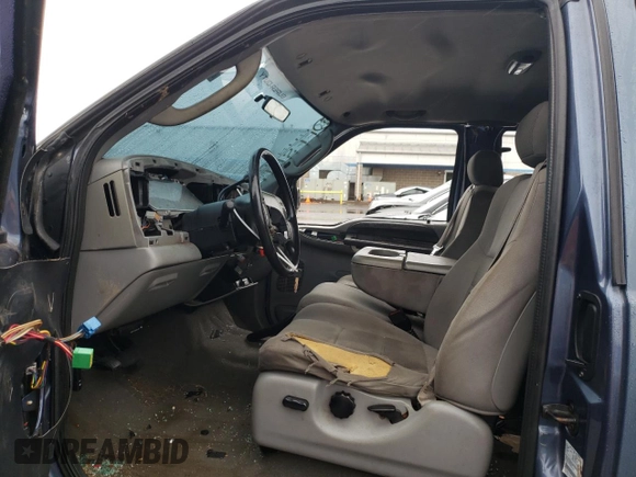 2006 Ford F-250 XL с VIN 1FTSX21506ED37614, выставлен на аукционе Copart как лот 55734785 с пробегом Не указан миль и Чистый • Clean title. История ставок и продаж доступна на DreamBid. Изображение 7.