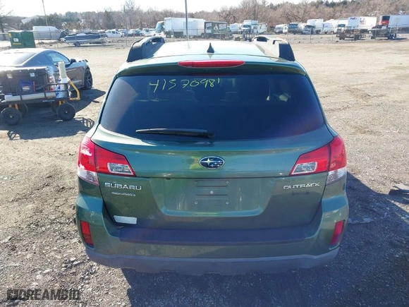2013 Subaru Outback 2.5i Limited with VIN 4S4BRCKC6D3227927, listed as a IAAI auction lot 41570981 with NaN miles. Bid and sale history available at carsss.com. Image 16.